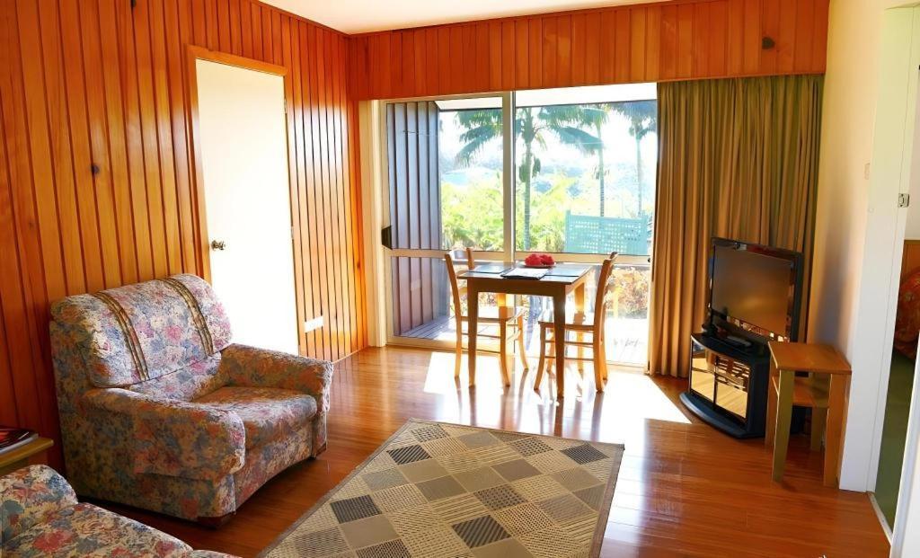Fletcher Christian Holiday Hotel 彭特派因 外观 照片