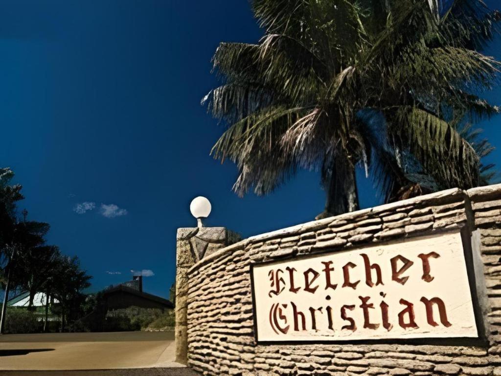 Fletcher Christian Holiday Hotel 彭特派因 外观 照片